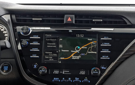 Toyota Camry, 2019 год, 2 700 000 рублей, 17 фотография