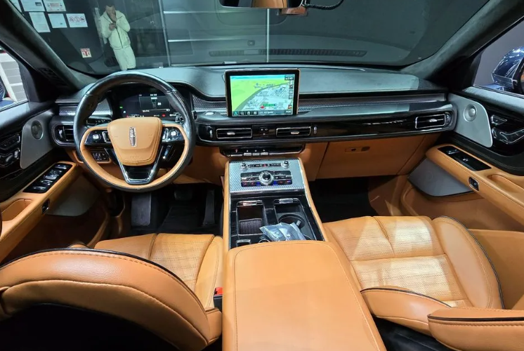Lincoln Aviator II, 2020 год, 4 050 000 рублей, 7 фотография