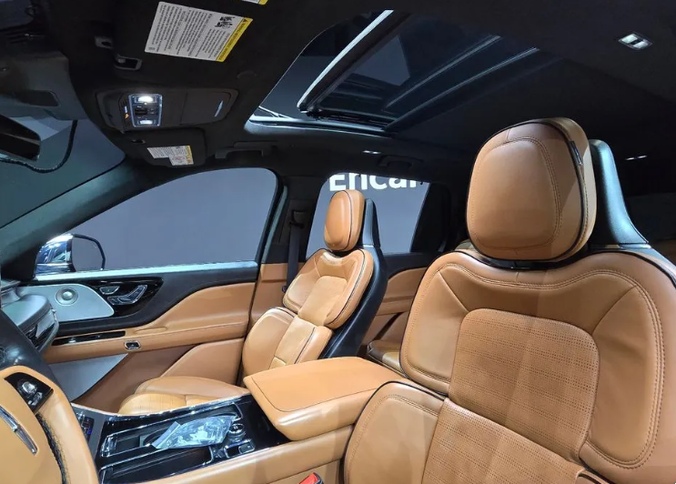 Lincoln Aviator II, 2020 год, 4 050 000 рублей, 20 фотография
