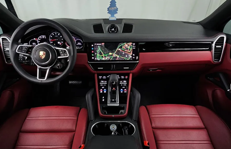 Porsche Cayenne Coupe I, 2023 год, 9 490 000 рублей, 7 фотография