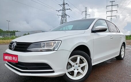 Volkswagen Jetta VI, 2015 год, 1 199 000 рублей, 2 фотография