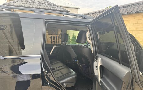 Toyota Land Cruiser Prado 150 рестайлинг 2, 2020 год, 7 000 000 рублей, 12 фотография