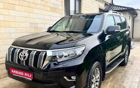 Toyota Land Cruiser Prado 150 рестайлинг 2, 2020 год, 7 000 000 рублей, 2 фотография