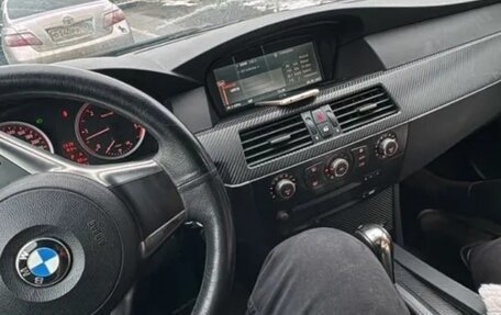 BMW 5 серия, 2006 год, 730 000 рублей, 2 фотография