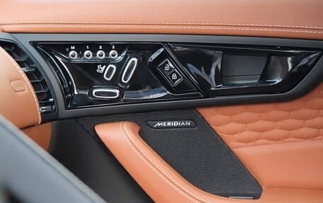 Jaguar F-Type I рестайлинг 2, 2024 год, 8 836 744 рублей, 3 фотография