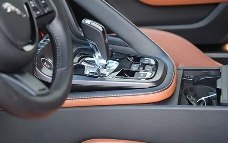 Jaguar F-Type I рестайлинг 2, 2024 год, 8 836 744 рублей, 13 фотография