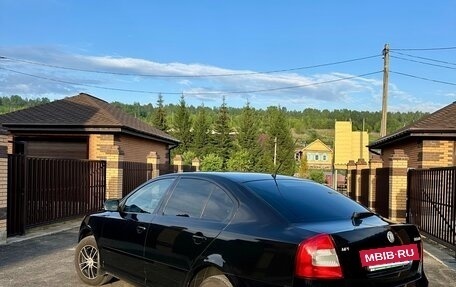 Skoda Octavia, 2010 год, 800 000 рублей, 2 фотография