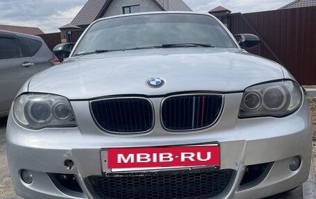 BMW 1 серия, 2009 год, 1 300 000 рублей, 12 фотография