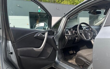 Opel Astra J, 2011 год, 780 000 рублей, 5 фотография