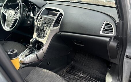 Opel Astra J, 2011 год, 780 000 рублей, 13 фотография