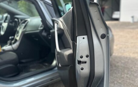 Opel Astra J, 2011 год, 780 000 рублей, 12 фотография