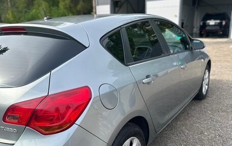 Opel Astra J, 2011 год, 780 000 рублей, 8 фотография