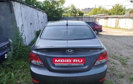 Hyundai Solaris II рестайлинг, 2011 год, 850 000 рублей, 5 фотография