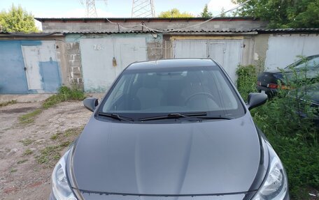 Hyundai Solaris II рестайлинг, 2011 год, 850 000 рублей, 13 фотография