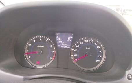 Hyundai Solaris II рестайлинг, 2011 год, 850 000 рублей, 18 фотография