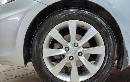 Hyundai Solaris II рестайлинг, 2011 год, 750 000 рублей, 10 фотография