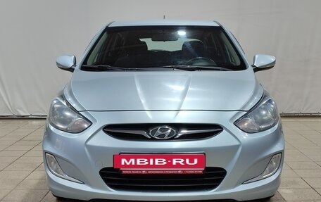 Hyundai Solaris II рестайлинг, 2011 год, 750 000 рублей, 2 фотография