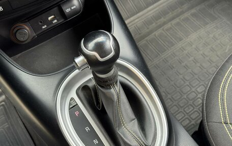 KIA Soul II рестайлинг, 2015 год, 1 250 000 рублей, 19 фотография