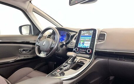 Renault Espace V рестайлинг, 2019 год, 2 146 000 рублей, 13 фотография