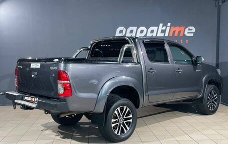 Toyota Hilux VII, 2015 год, 1 899 000 рублей, 3 фотография