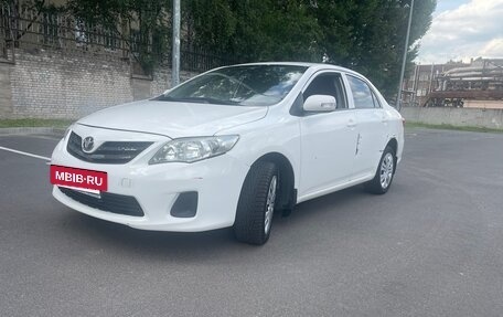 Toyota Corolla, 2011 год, 780 000 рублей, 3 фотография