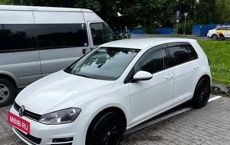 Volkswagen Golf VII, 2013 год, 950 000 рублей, 2 фотография