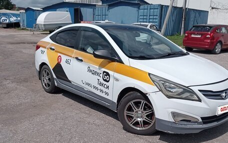 Hyundai Solaris II рестайлинг, 2015 год, 420 000 рублей, 8 фотография