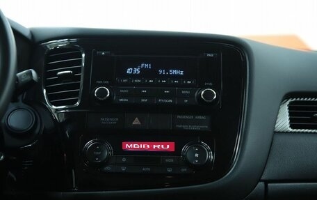 Mitsubishi Outlander III рестайлинг 3, 2014 год, 1 390 000 рублей, 14 фотография