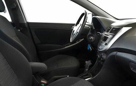 Hyundai Solaris II рестайлинг, 2014 год, 825 000 рублей, 12 фотография