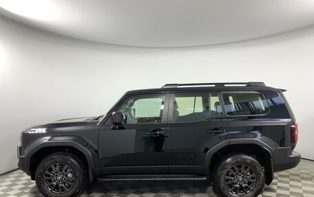 Toyota Land Cruiser Prado, 2024 год, 10 990 000 рублей, 8 фотография