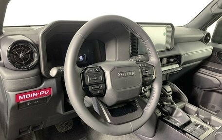 Toyota Land Cruiser Prado, 2024 год, 10 990 000 рублей, 21 фотография