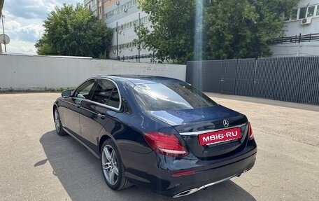 Mercedes-Benz E-Класс, 2018 год, 3 690 000 рублей, 6 фотография