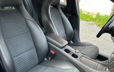 Mercedes-Benz GLA, 2014 год, 2 450 000 рублей, 10 фотография
