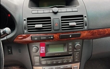 Toyota Avensis III рестайлинг, 2005 год, 950 000 рублей, 15 фотография