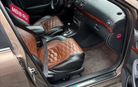 Toyota Avensis III рестайлинг, 2005 год, 950 000 рублей, 14 фотография