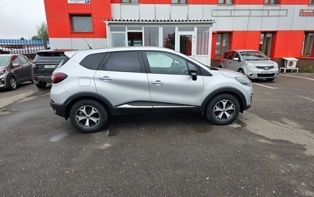 Renault Kaptur I рестайлинг, 2018 год, 1 300 000 рублей, 4 фотография