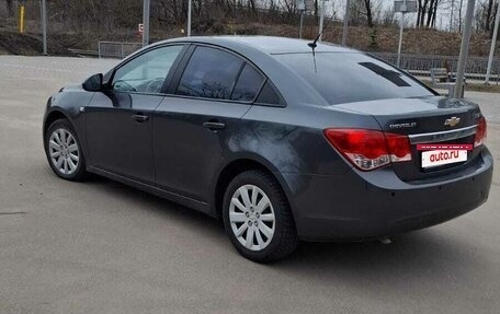Chevrolet Cruze II, 2011 год, 790 000 рублей, 3 фотография