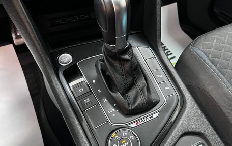 Volkswagen Tiguan II, 2019 год, 2 245 000 рублей, 22 фотография