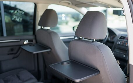 Volkswagen Touran III, 2010 год, 949 000 рублей, 18 фотография