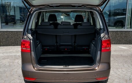 Volkswagen Touran III, 2010 год, 949 000 рублей, 24 фотография
