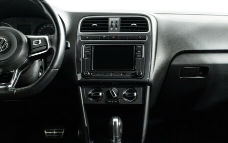 Volkswagen Polo VI (EU Market), 2018 год, 1 285 000 рублей, 14 фотография