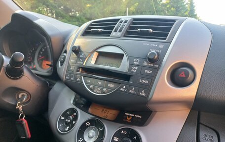 Toyota RAV4, 2007 год, 1 200 000 рублей, 13 фотография
