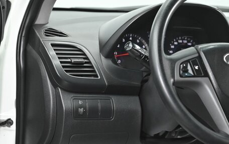 Hyundai Solaris II рестайлинг, 2011 год, 745 000 рублей, 8 фотография