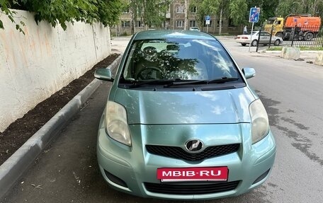 Toyota Vitz, 2008 год, 680 000 рублей, 2 фотография
