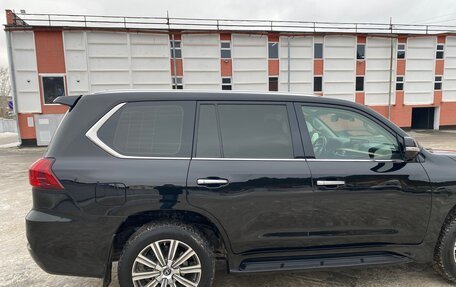 Lexus LX III, 2016 год, 7 000 000 рублей, 6 фотография