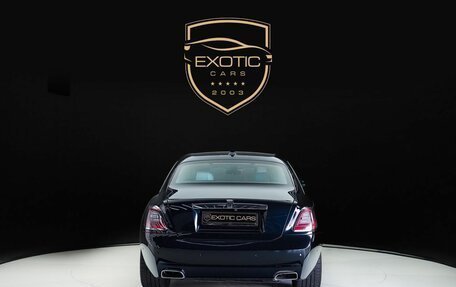Rolls-Royce Ghost Series II рестайлинг, 2021 год, 31 000 000 рублей, 5 фотография