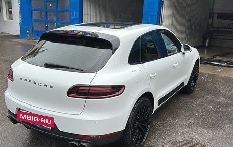 Porsche Macan I рестайлинг, 2016 год, 3 980 000 рублей, 3 фотография