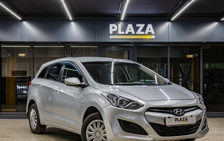 Hyundai i30 II рестайлинг, 2012 год, 859 000 рублей, 2 фотография