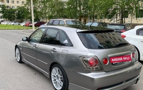 Toyota Altezza, 2001 год, 830 000 рублей, 4 фотография