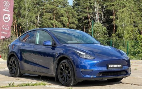 Tesla Model Y I, 2021 год, 4 300 000 рублей, 6 фотография